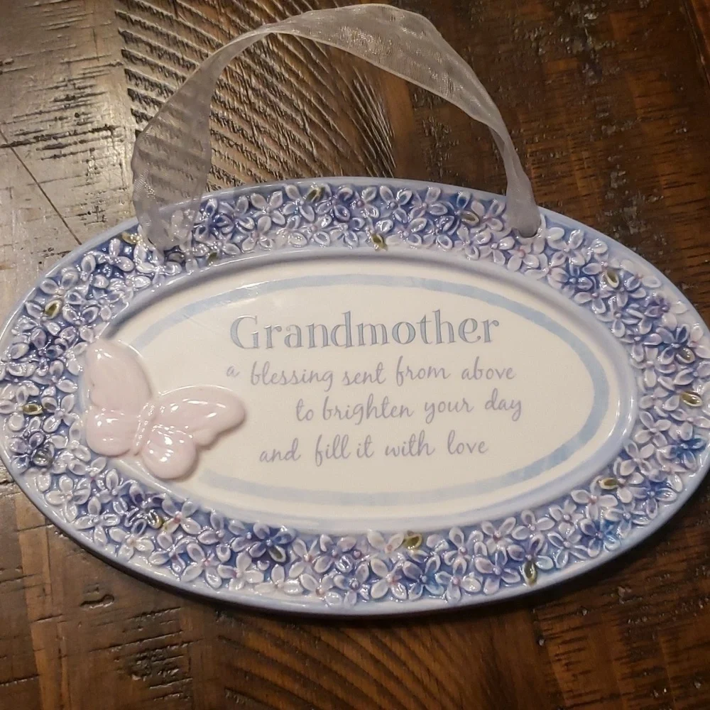 Harmony Grandmother ceramic hanging plate